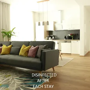 Am 24h Self-check-in, Free Parking, U-bahn 350m, Netflix Apartamento