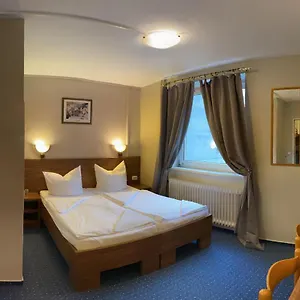 Отель Ansbach Am Kadewe